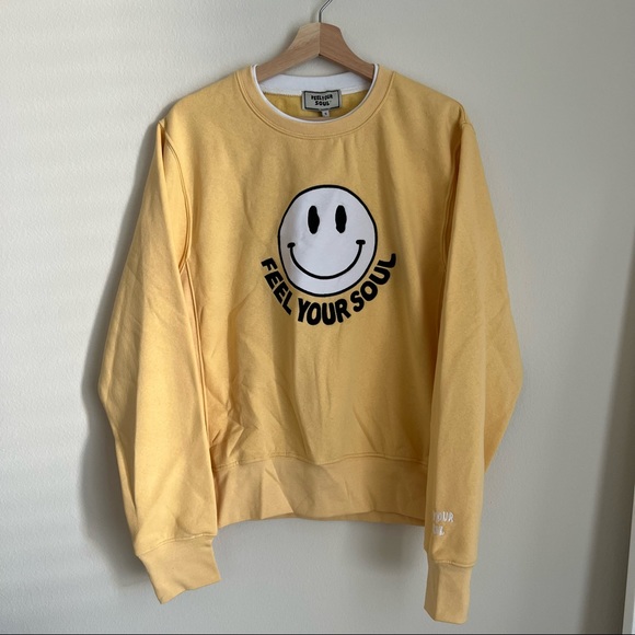 Feel Your Soul Oversized Smile Sweatshirt - Picture 3 of 5